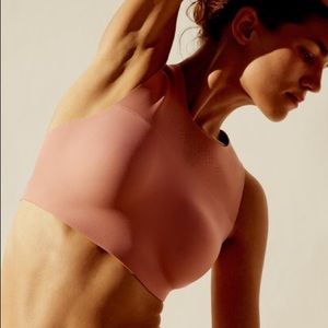 Chantelle Seamless Sports Bra NWT